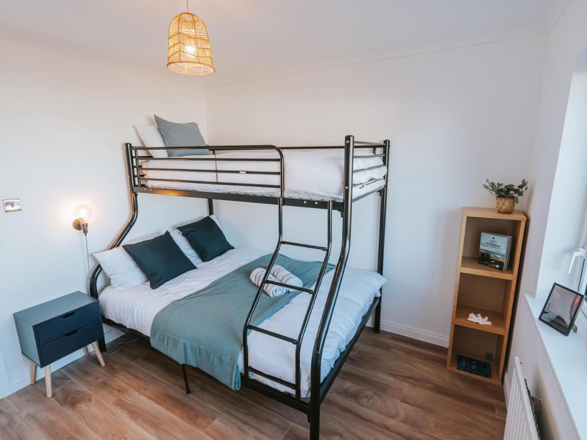 Tideaway - Cosy Seaside Village Bungalow Near Beach Castlerock Buitenkant foto