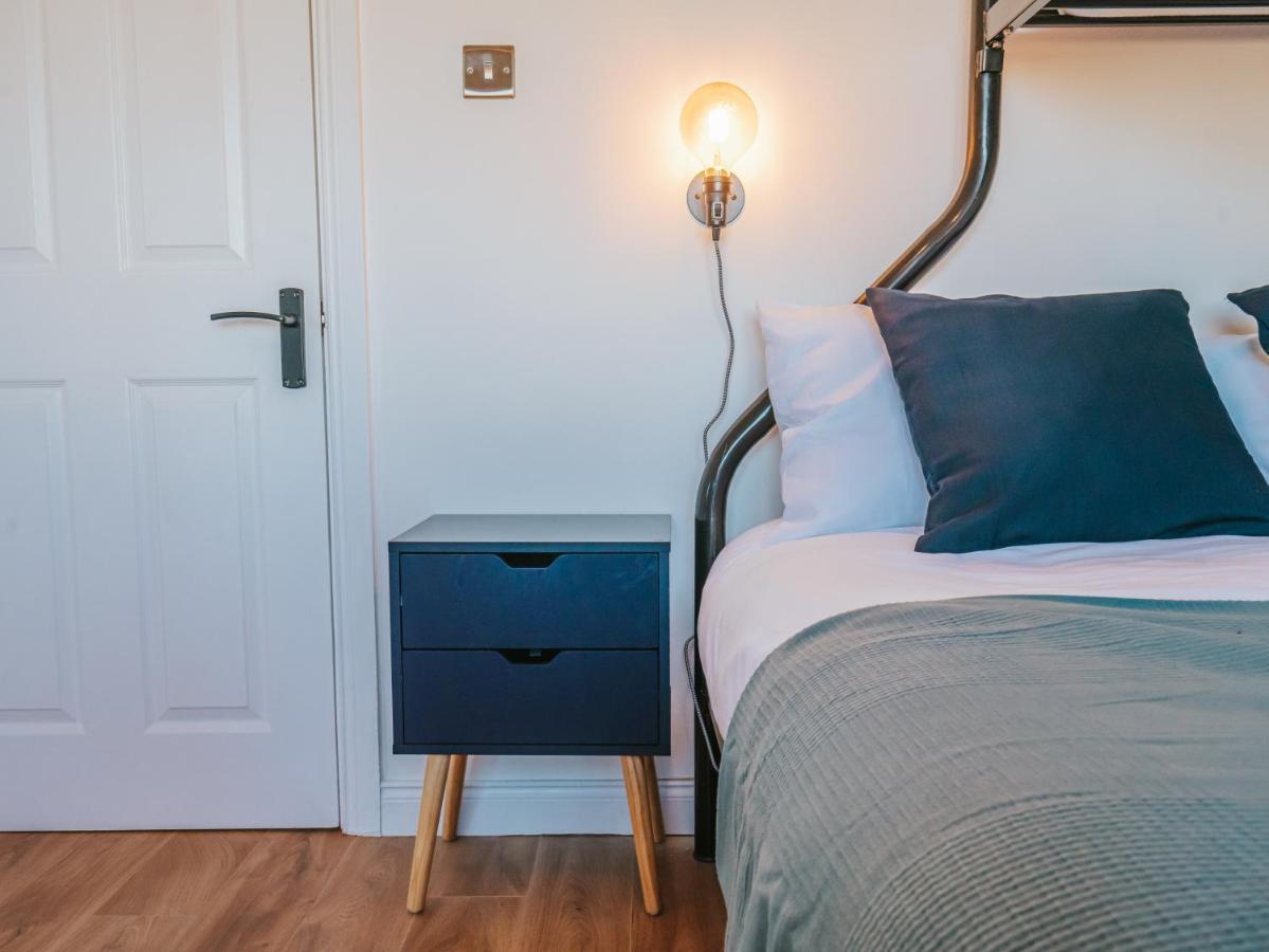 Tideaway - Cosy Seaside Village Bungalow Near Beach Castlerock Buitenkant foto